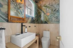 Villa Bohemia I, Unit 2:  Floor 2 suite - Image 5