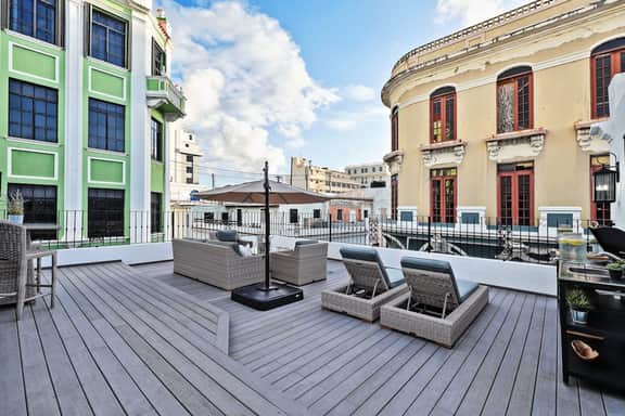 Diamond Vault Penthouse - Image 2